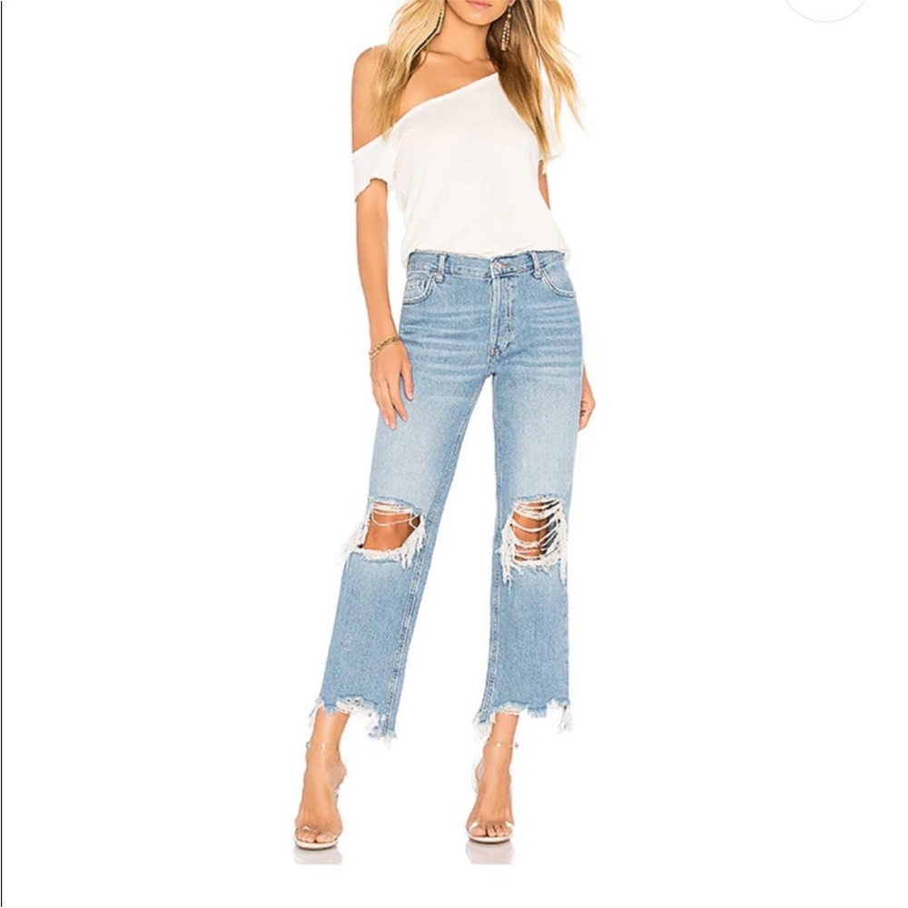 We the Free Maggie Mid Rise Straight Leg Distressed Jeans Size 26
